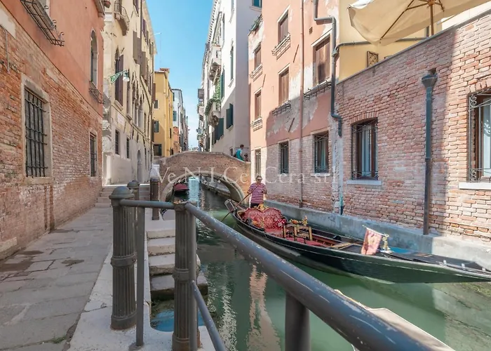 Venice Cera Ca' Del Gondoliere