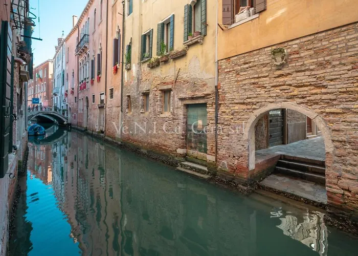 Venice Cera Ca' Del Gondoliere