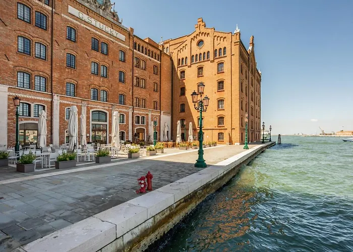 Guesthost - Molino Stucky Residence Suites II